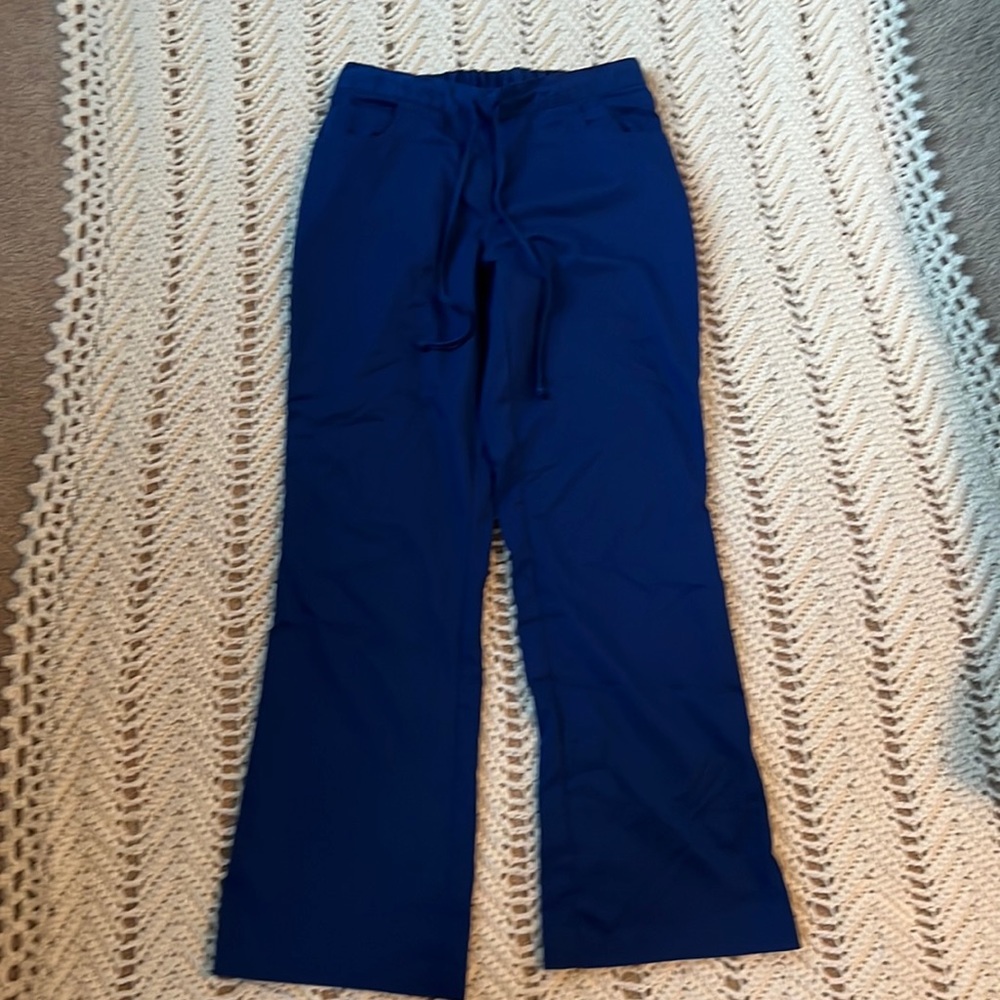 Greys Anatomy scrub pants. Wide leg with tie waist royal blue small